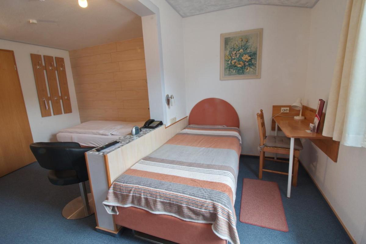 Hotel Venezia Tuebingen Ngoại thất bức ảnh
