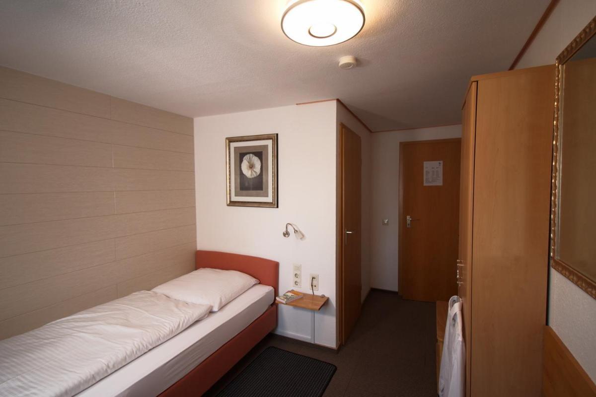 Hotel Venezia Tuebingen Ngoại thất bức ảnh