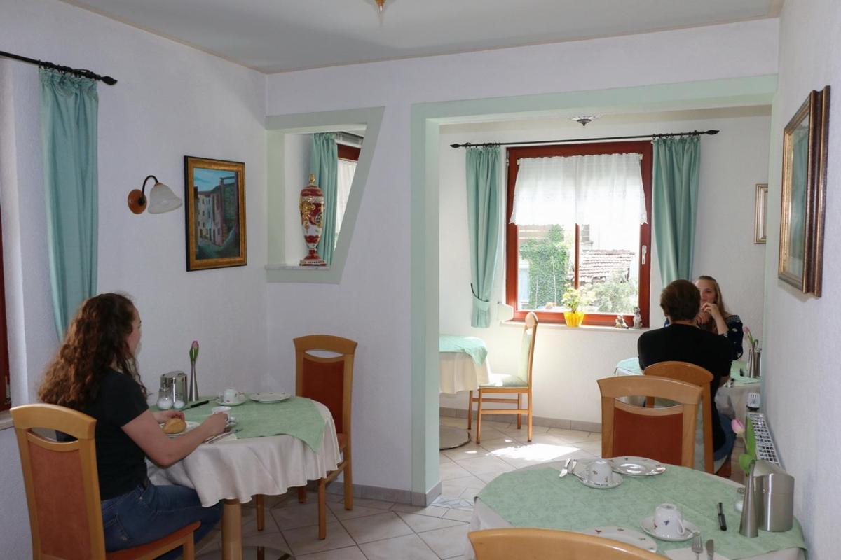 Hotel Venezia Tuebingen Ngoại thất bức ảnh
